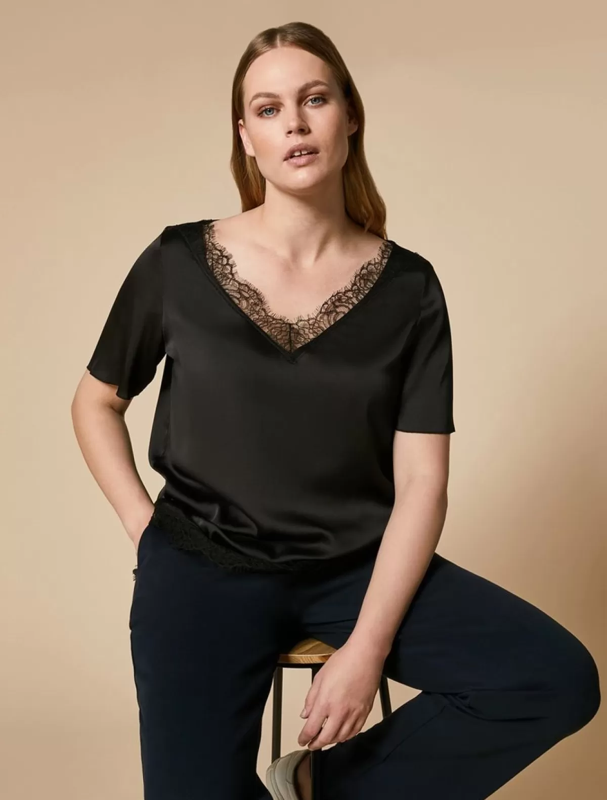 Blouse Avec Details En Dentelle<Marina Rinaldi Flash Sale